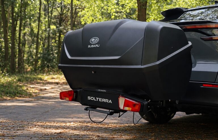 Attache-remorque et câble de recharge, accessoires d'origine Subaru